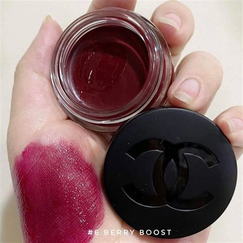 chanel lip balm berry boost